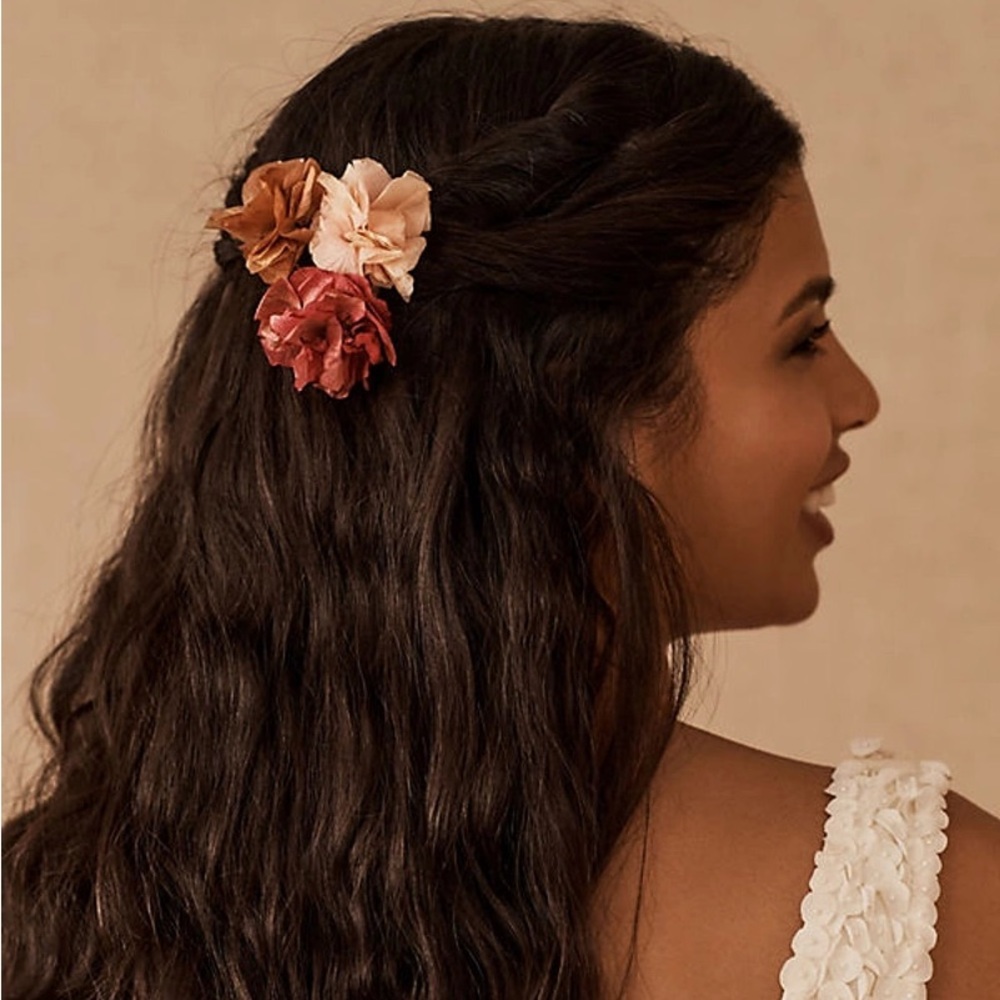 BHLDN Anthro Les Couronnes De Victoire Botanical Flower Floral Hair Pins (3)